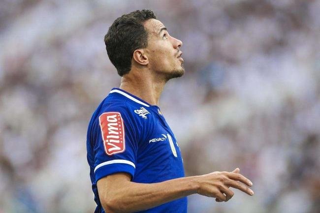 Com gols de Vagner Love (2) e Jadson, Corinthians venceu Cruzeiro por 3 a 0 neste domingo, na Arena Itaquero, em So Paulo