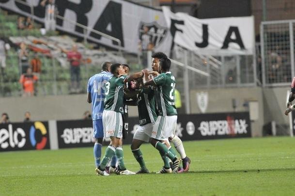 Imagens da partida entre Atltico e Palmeiras, no Independncia, pela 35 rodada do Brasileiro