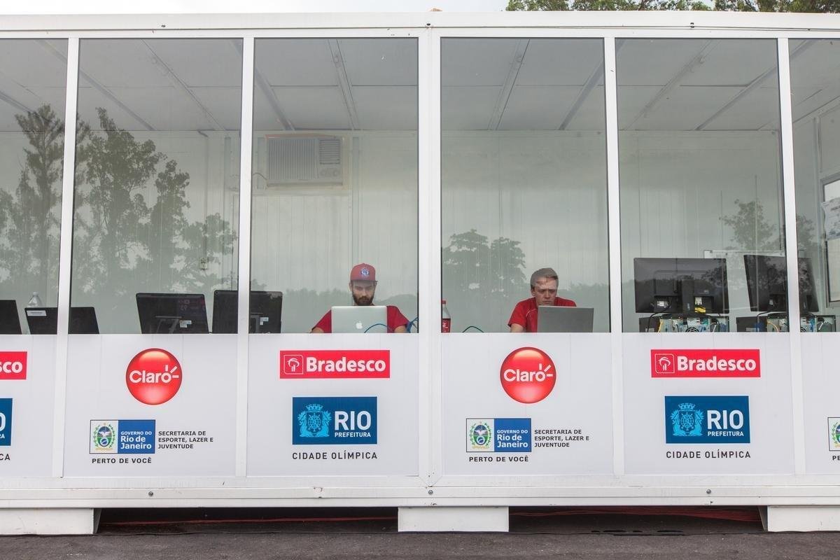 Estdio foi construdo sobre o campo de polo existente, ao lado da Arena de Deodoro e do Centro Aqutico