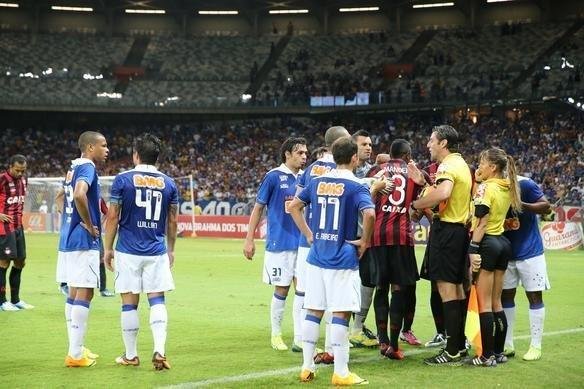 Cruzeiro foi prejudicado com um gol legal anulado