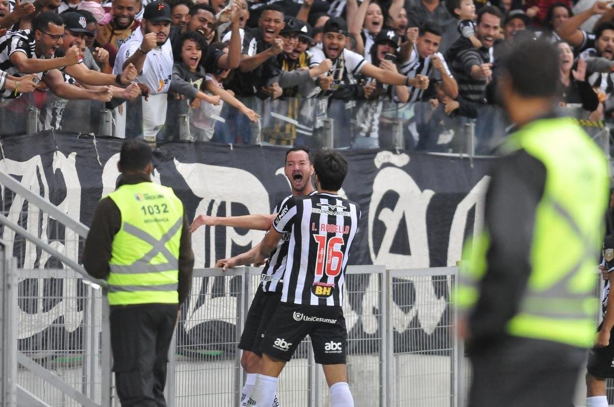 Atltico buscou virada eletrizante sobre o Fortaleza no Mineiro 