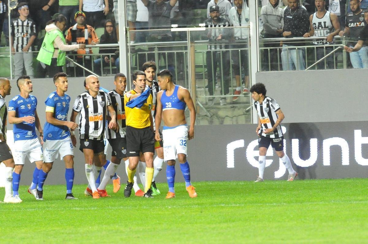 Atltico e Cruzeiro se enfrentaram pelas quartas de final da Copa do Brasil