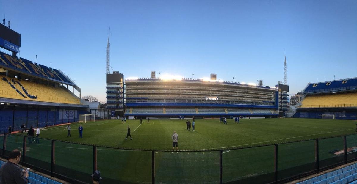 Fotos do mtico estdio de La Bombonera e do trabalho de reconhecimento feito pelo Cruzeiro