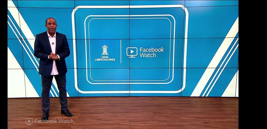 Transmisso pelo Facebook teve todas as caractersticas de uma partida de futebol vista pela TV