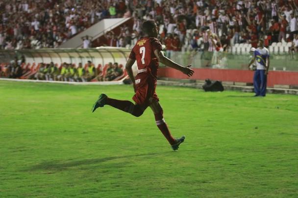 Partida entre Juventude e Náutico pela semifinal da Série C