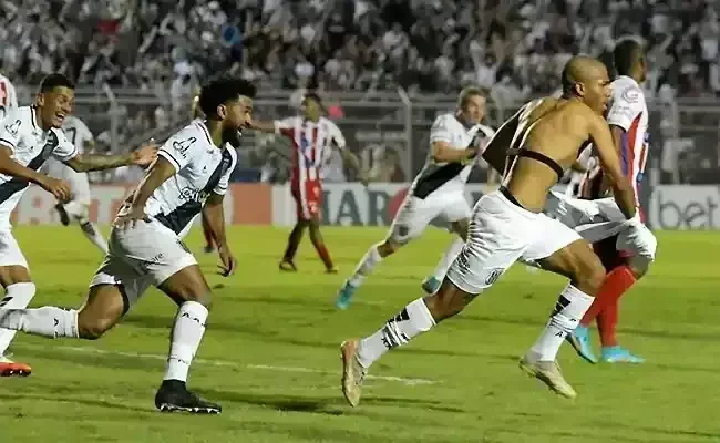 22 - Ponte Preta: R$ 81,2 milhes