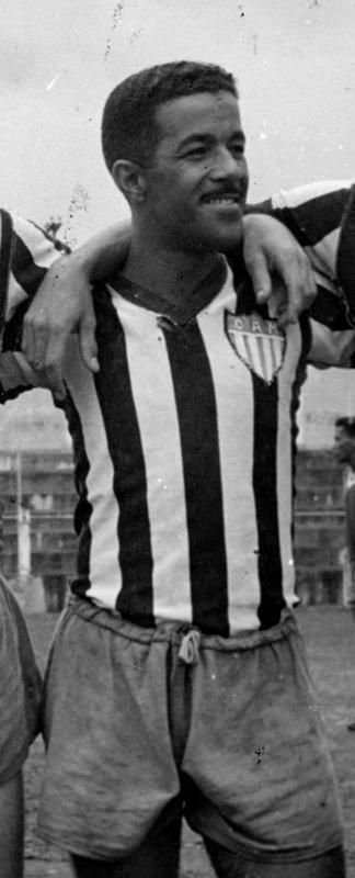 18 - Alvinho - 100 gols