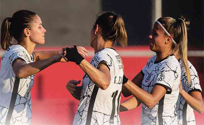 Em busca do tri, Corinthians estreou bem diante do San Lorenzo na Libertadores Feminina