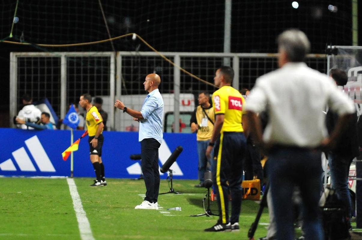 Cruzeiro x Grmio: fotos do jogo pela segunda rodada do Campeonato Brasileiro, neste sbado (22/4), no Independncia