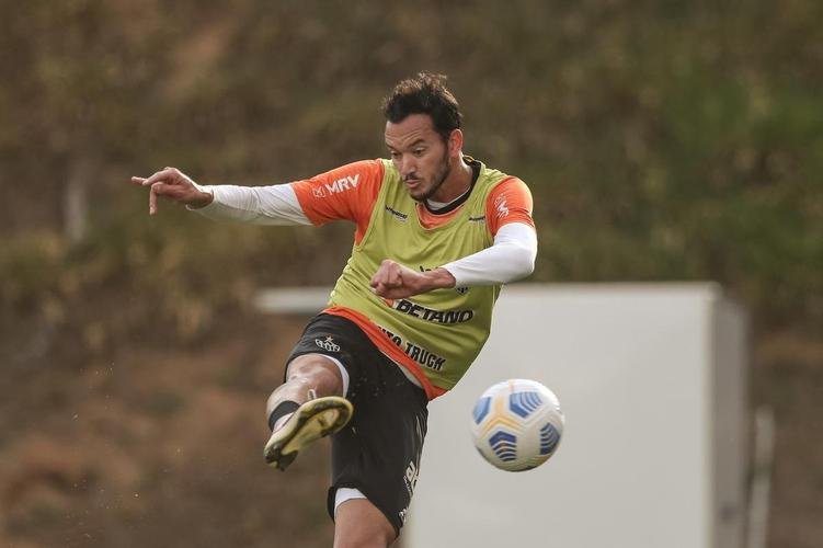 Após a eliminação na Libertadores diante do Palmeiras, jogadores do Atlético se reapresentaram na Cidade do Galo e realizaram treinamento visando o duelo contra o Internacional, pelo Campeonato Brasileiro