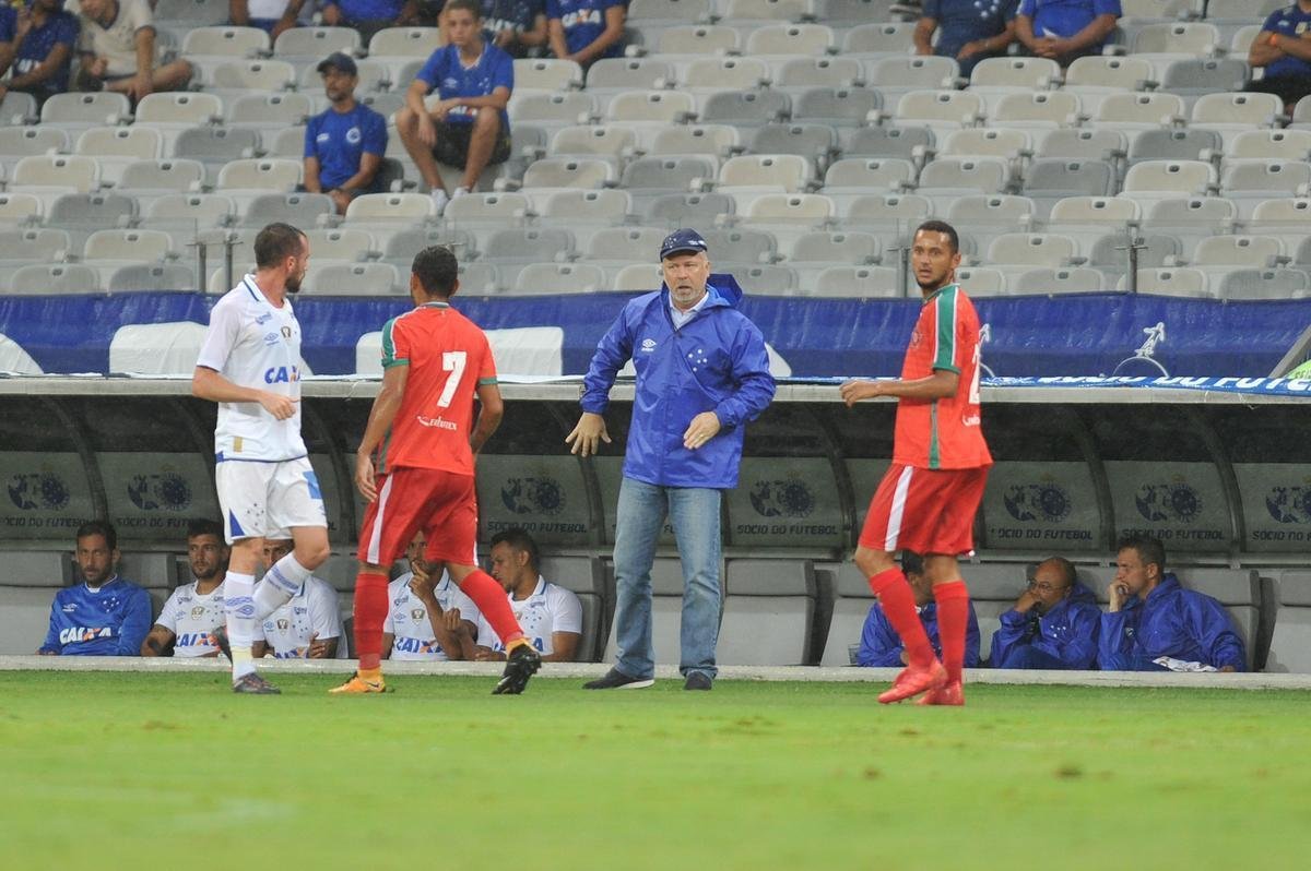 Cruzeiro vence Boa Esporte e segue invicto e lder do Campeonato Mineiro 