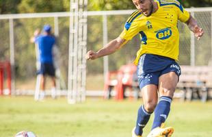 Fotos do jogo-treino entre Cruzeiro e Boa Esporte, disputado na Toca da Raposa II, em Belo Horizonte. Time celeste venceu por 2 a 0, com gols de Stnio