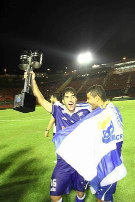 Festa dos jogadores do Cruzeiro no Barrado com a conquista do tricampeonato brasileiro
