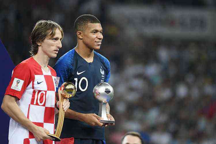 Luka Modric é eleito o craque da Copa do Mundo; Mbappé é premiado como  revelação - Superesportes