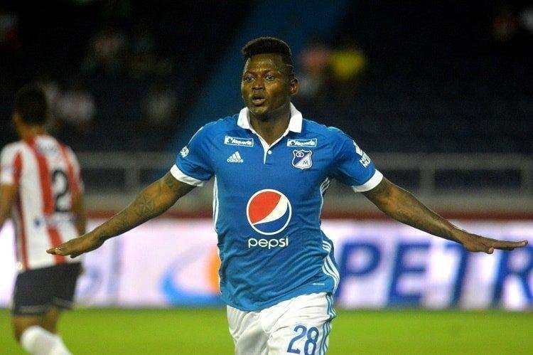 Duvier Riascos, atacante ex-Cruzeiro,  um dos destaques do Millonarios, da Colmbia