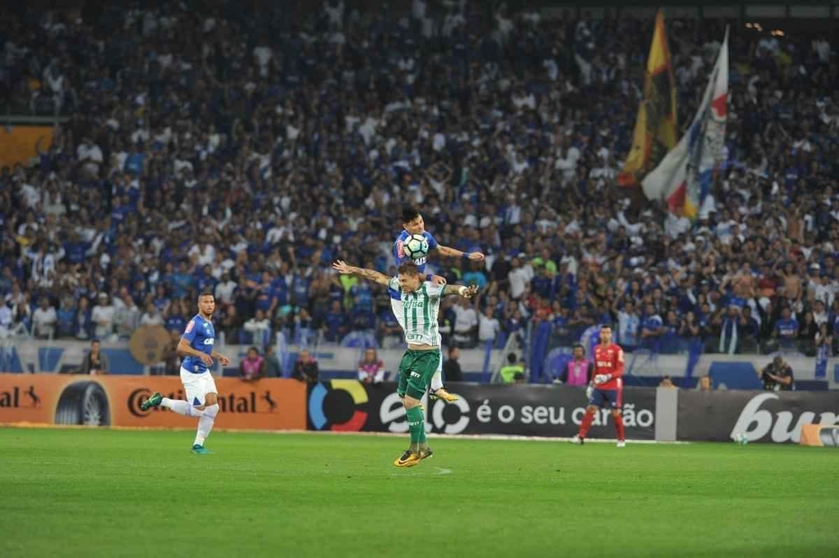 Imagens do jogo entre Cruzeiro e Palmeiras, pelas quartas de final da Copa do Brasil, no Mineiro