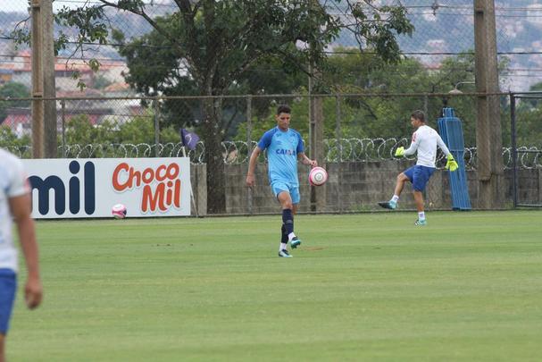 Imagens do treino do Cruzeiro nesta segunda-feira, 19 de fevereiro, na Toca da Raposa II