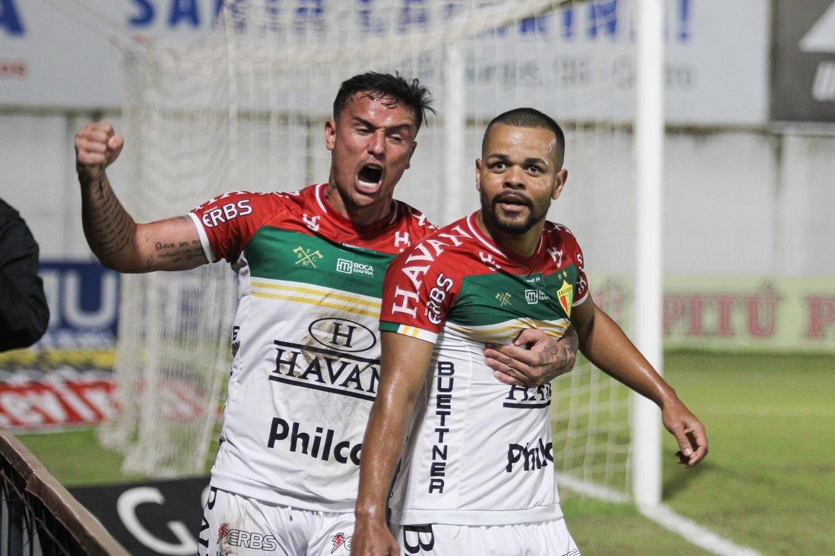 Brusque permaneceu na Srie B