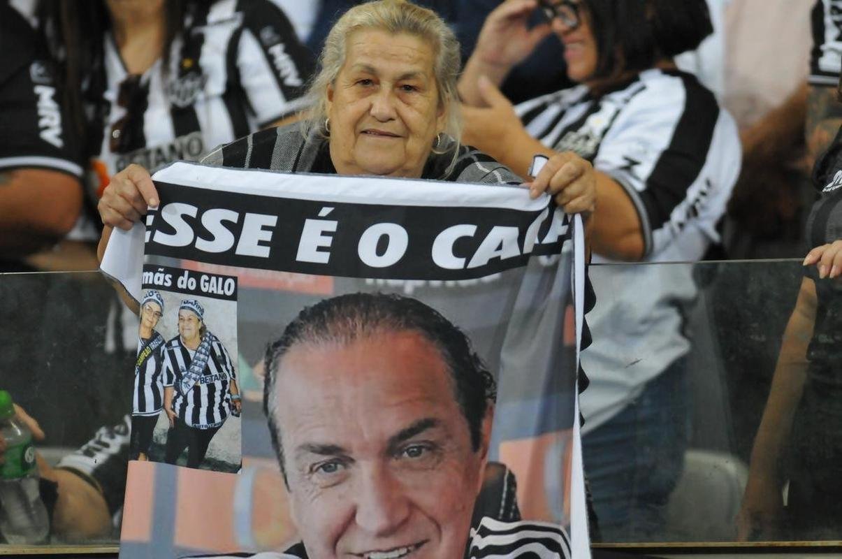 Fotos da partida entre Atltico e Athletico-PR, neste domingo (7), no Mineiro, pela 21 rodada do Campeonato Brasileiro