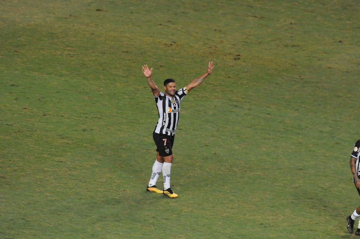 Fotos da vitria do Atltico por 2 a 0 sobre Atltico-GO pelo Campeonato Brasileiro