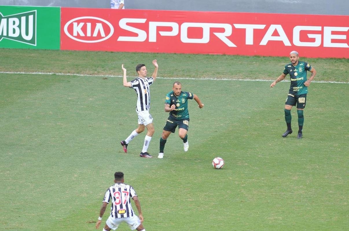 Fotos do jogo de ida da final do Campeonato Mineiro, entre Amrica e Atltico, no Independncia, em Belo Horizonte