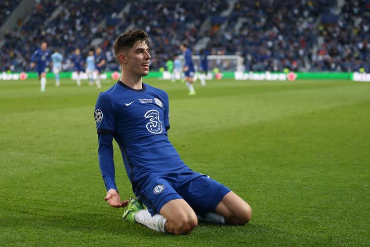 Imagens da grande decisão entre Manchester City e Chelsea no Estádio do Dragão