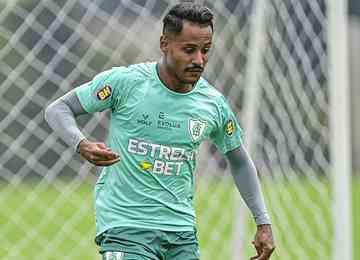 O jogador de 28 anos participou de cinco jogos nesta temporada, colaborando com uma assistência; ele pode reforçar adversário do Coelho na Série A
