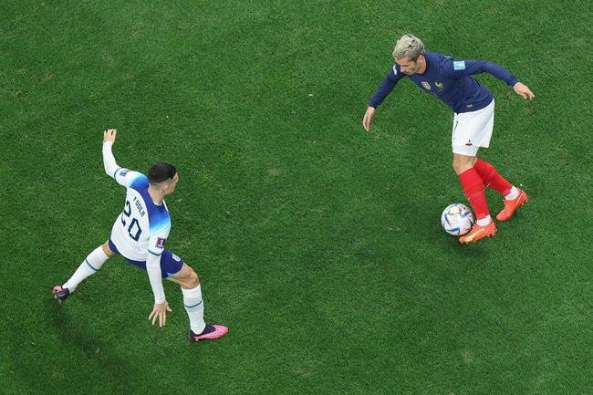 Fotos do duelo entre Inglaterra e Frana, pelas quartas de final da Copa do Mundo, no estdio Al Bayt, em Al Khor