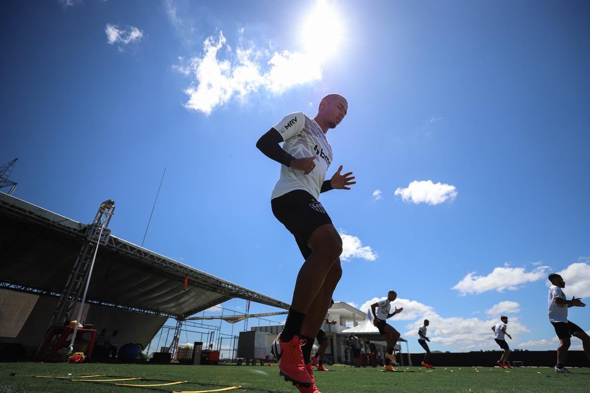 Atltico inicia preparao para enfrentar o Vasco; veja fotos
