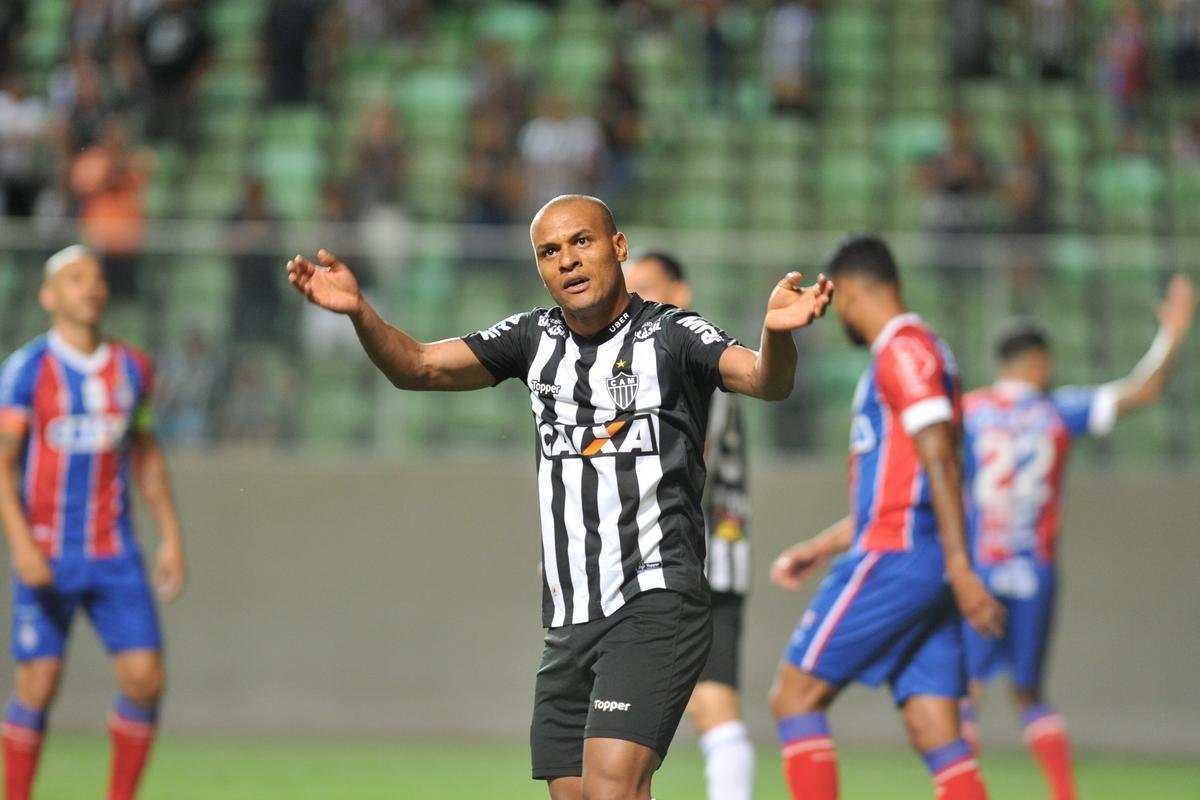 Fotos de Atltico x Bahia, no Independncia, pela 35 rodada do Campeonato Brasileiro (Alexandre Guzanshe/EM D.A Press)