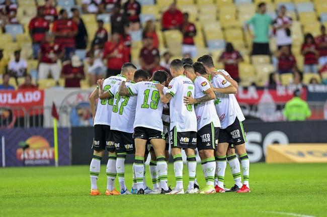 América foi derrotado pelo Flamengo por 3 a 0, no Maracanã
