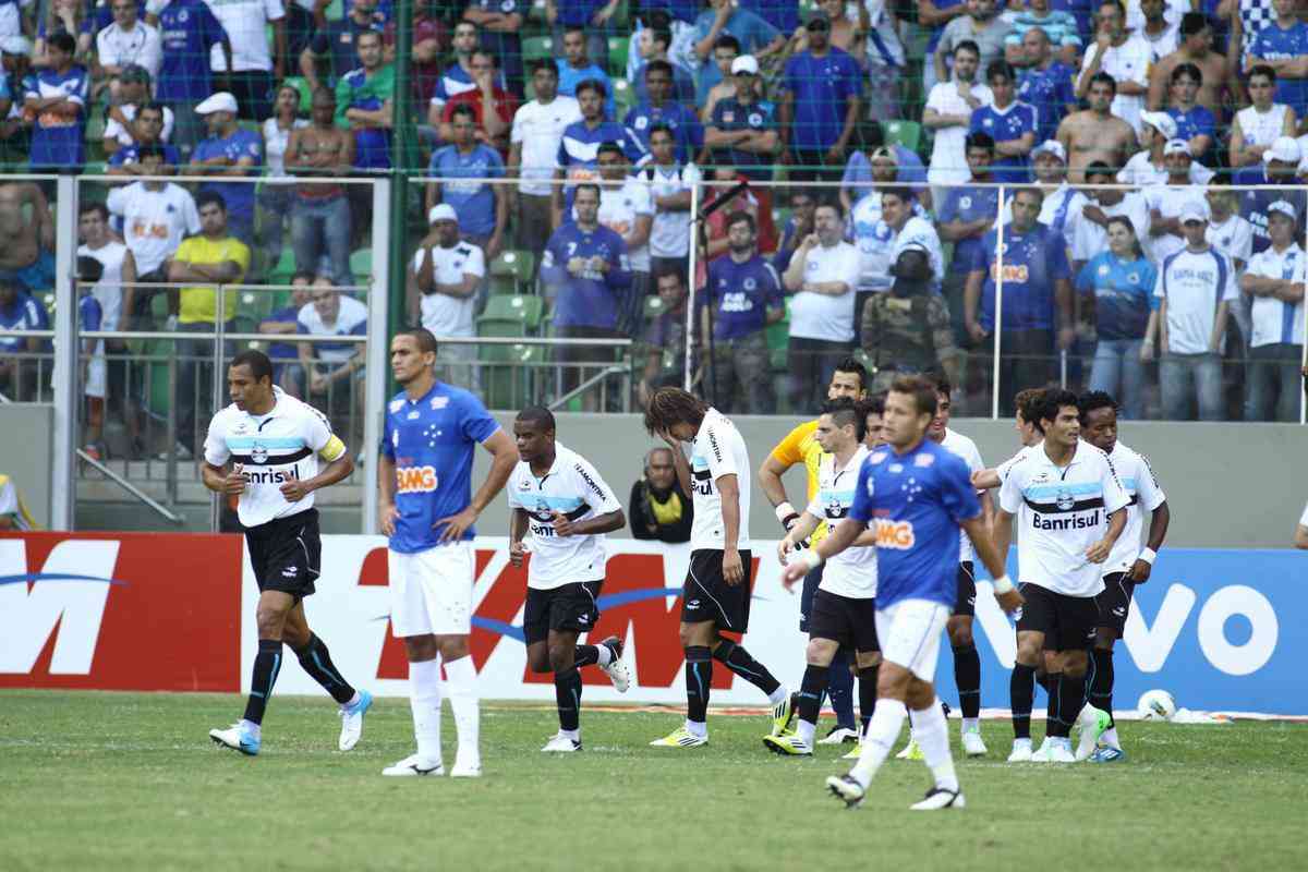 Cruzeiro 1x3 Grmio - 15/07/2012 - Campeonato Brasileiro 2012