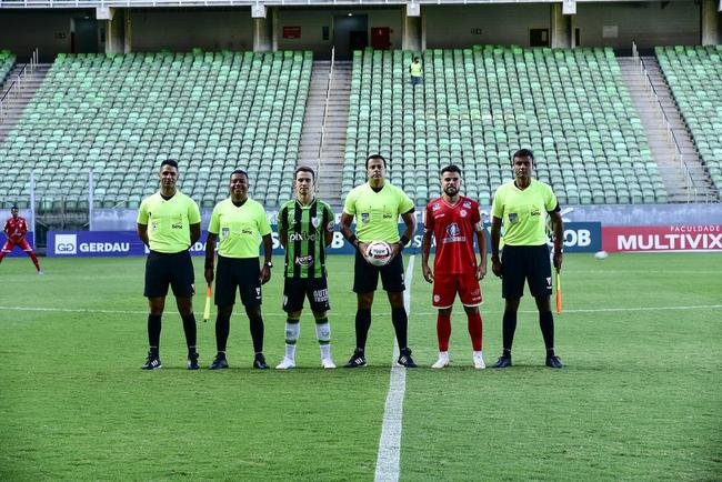 O Amrica recebeu o Tombense neste sbado (19), em jogo vlido pela 11 rodada do Campeonato Mineiro. Sem pblico, a partida foi realizada no Estdio Independncia, em Belo Horizonte.