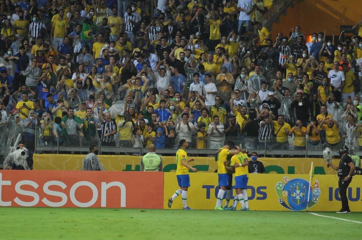 Brasil goleou o Paraguai por 4 a 0 no Mineiro, em BH, pelas Eliminatrias da Copa do Mundo, com gols de Raphinha, Philippe Coutinho, Antony e Rodrygo
