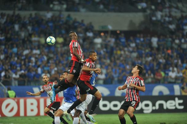 Fotos de Cruzeiro x So Paulo, no Mineiro, pela 26 rodada do Campeonato Brasileiro