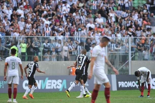 Imagens do jogo e da torcida do Galo no Independncia