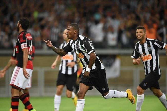 Classificadao? Flamengo venceu jogo de ida por 2 a 0 e abriu 1 a 0 na partida de volta, porm viu Atltico reagir e ganhar por 4 a 1 na semifinal da Copa do Brasil