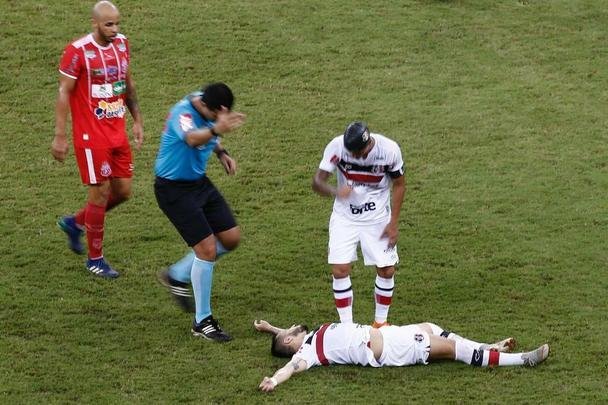 Tricolor do Arruda enfrenta Cavalo de Aço, na Arena de Pernambuco, em partida válida pela 15ª rodada da Série C