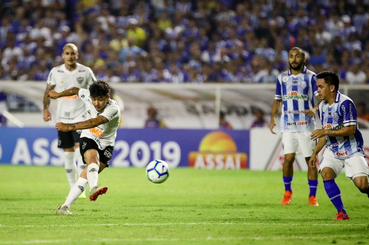 Imagens do jogo disputado no estdio Rei Pel