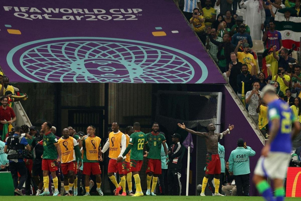 19 - Camares - 4 pontos, 0 gol de saldo e quatro gols marcados