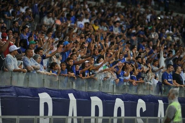 Cruzeiro vence Boa Esporte e segue invicto e lder do Campeonato Mineiro 