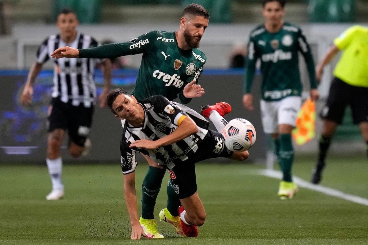 Fotos do jogo de ida da semifinal da Copa Libertadores de 2021, entre Palmeiras e Atltico, no Allianz Parque, em So Paulo