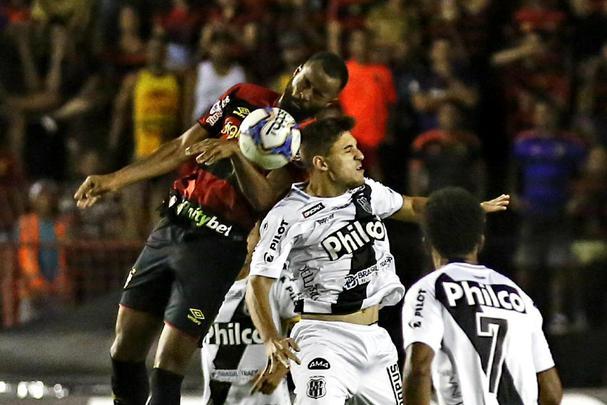 Foi sofrido, foi suado, mas o Sport voltou  Srie A. Depois de sair perdendo a partida diante da Ponte Preta, o Leo virou o jogo com dois gols de Guilherme, artilheiro da Segunda Diviso, com 17 gols e sacramentou o acesso na ltima partida em seu reduto no ano