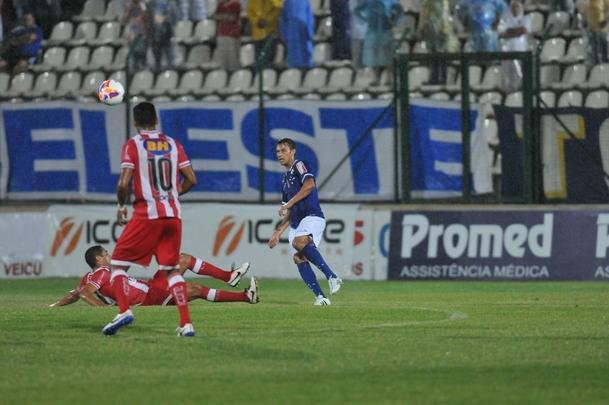 Cruzeiro venceu com dois gols de Arrascaeta, um de Damio e um de Marquinhos