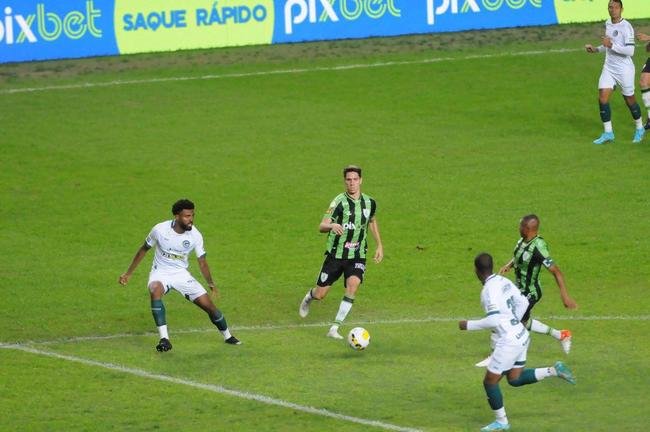 Amrica e Gois se enfrentaram no Independncia, pela 15 rodada da Srie A do Campeonato Brasileiro