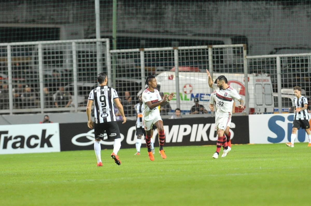 Equipes se enfrentaram neste sbado, no Independncia, pela quinta rodada do Brasileiro