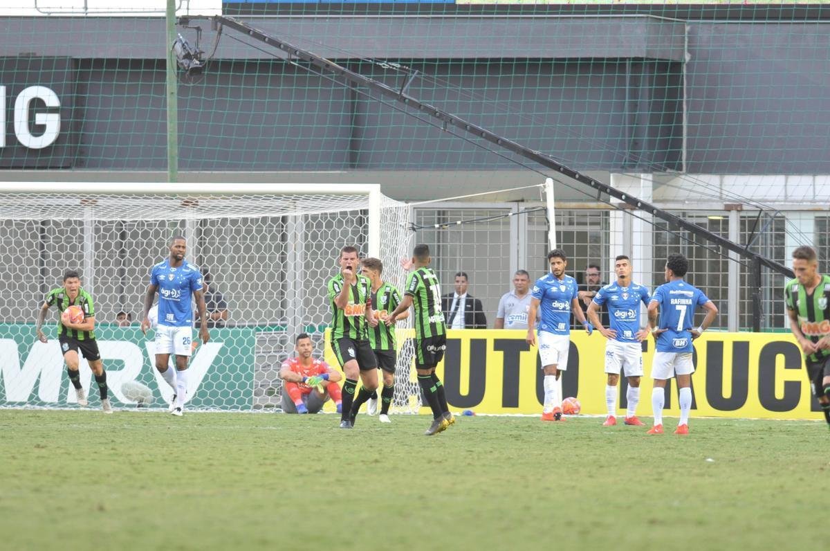 Confira fotos da partida pela semifinal do Campeonato Mineiro