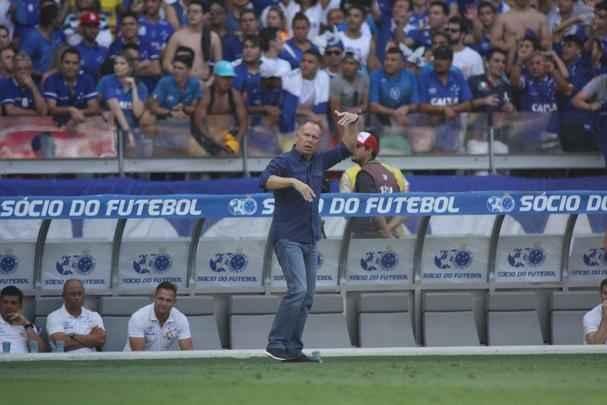 Imagens do segundo tempo do clssico entre Cruzeiro e Atltico, no Mineiro