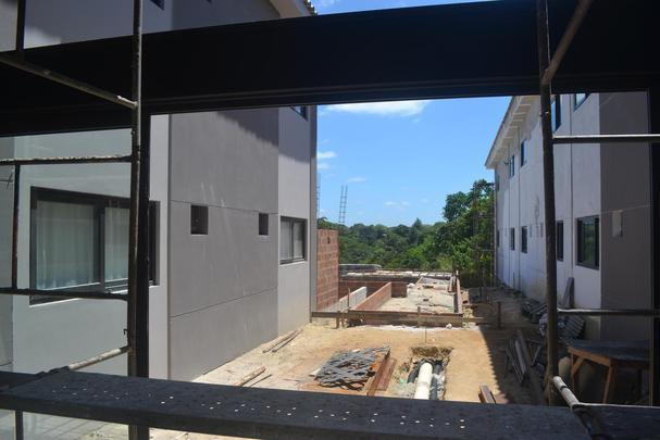 Hotel com 64 apartamentos ainda est em obras, mas uma ala j est concluda e recebe a delegao do Retr at o fim da Srie A2