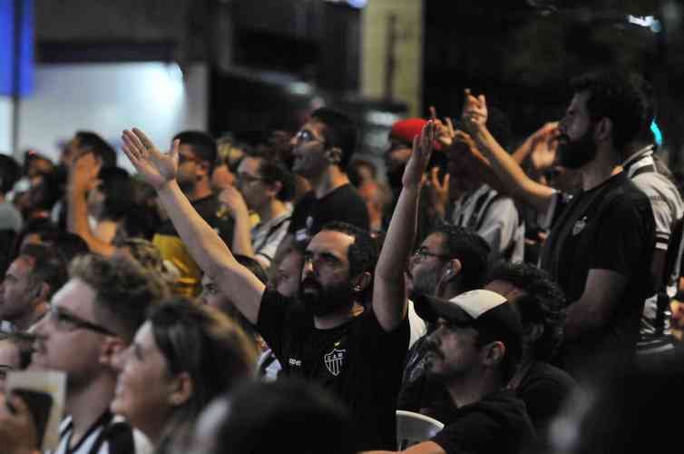 Torcedores do Atlético acompanharam 'decisão' contra o Flamengo em bares de Belo Horizonte